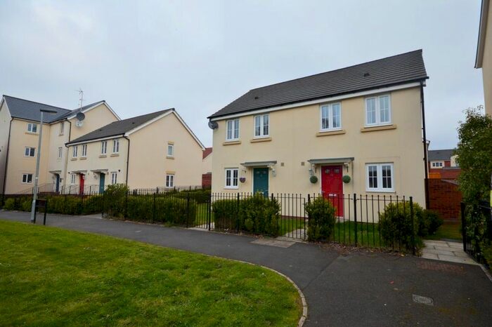 2 Bedroom Property To Rent In Powell Place, Swindon, SN2