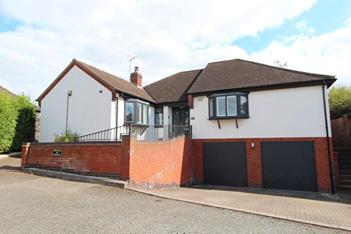 3 Bedroom Bungalow For Sale In Manor Close, Claybrooke Magna, LE17