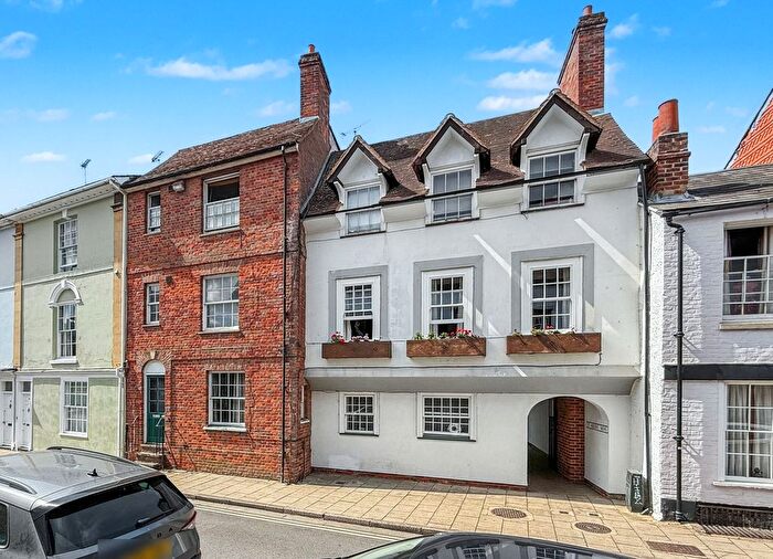 1 Bedroom Flat For Sale In St Helens Mews, Abingdon, OX14
