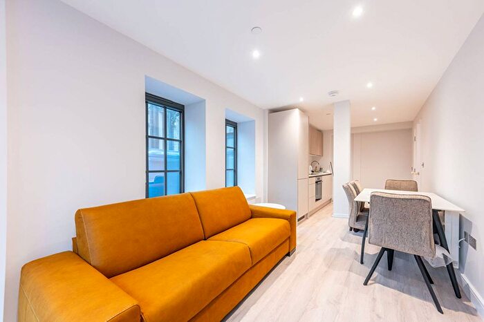 2 Bedroom Flat To Rent In High Road, Wembley, HA0