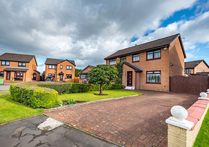 3 Bedroom Semi Detached House For Sale In Thomson Grove, Cambuslang, Glasgow, G72
