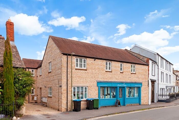 2 Bedroom Flat To Rent In Thames Street, Eynsham, OX29