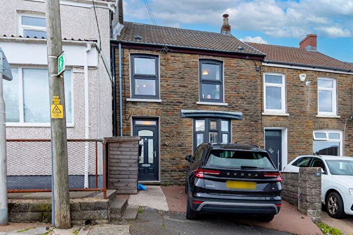 3 Bedroom Terraced House For Sale In High Street, Bedlinog, Treharris, CF46