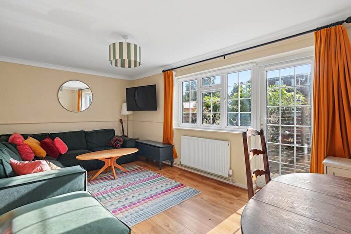 3 Bedroom End Of Terrace House For Sale In Ridsdale Road, Anerley, London, SE20