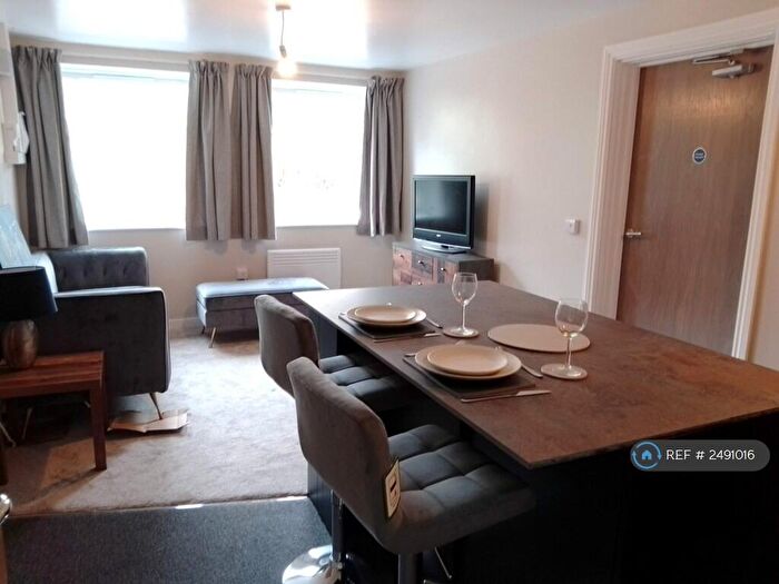 1 Bedroom Flat To Rent In Newcastle Road, Stoke-On-Trent, ST4