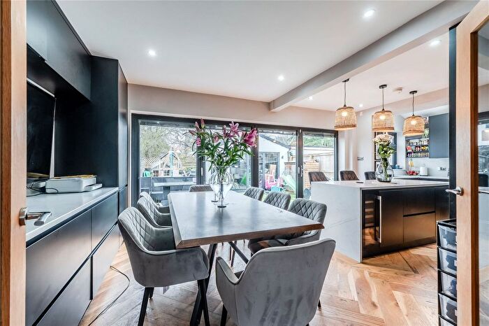 4 Bedroom Semi Detached House For Sale In Victoria Mount, Horsforth, Leeds, West Yorkshire, LS18