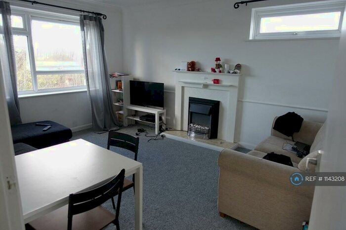 1 Bedroom Flat To Rent In Romsey Road, Southampton, SO16