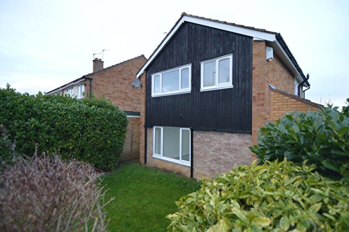 3 Bedroom Semi Detached House To Rent In Grange Drive, Melton Mowbray, LE13