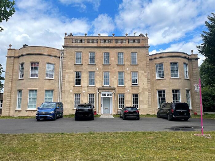 3 Bedroom Apartment To Rent In Beckspool Road, Frenchay, Bristol, BS16