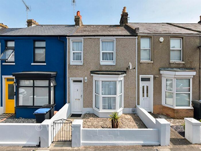 2 Bedroom Terraced House For Sale In Milton Avenue, Margate, Kent, CT9
