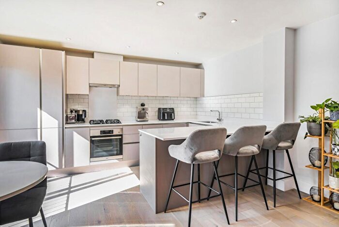 2 Bedroom Flat For Sale In Court Lane, Oaks View Court Lane, KT19
