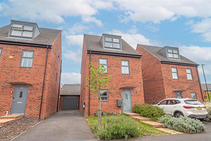 4 Bedroom Detached House For Sale In Maitland Road, Linton, Swadlincote, DE12
