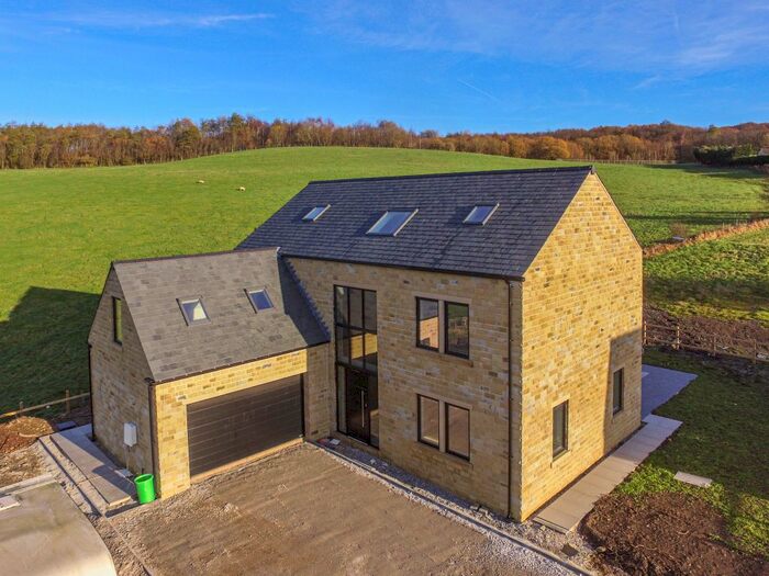 6 Bedroom Detached House For Sale In Hillside, Wakefield Road, Lepton, HD8