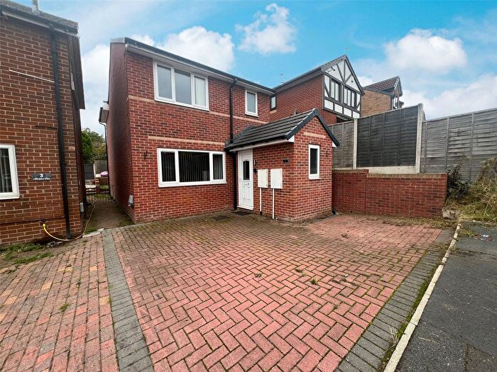 3 Bedroom Detached House For Sale In Abbotsford Drive, Thurcroft, Rotherham, South Yorkshire, S66