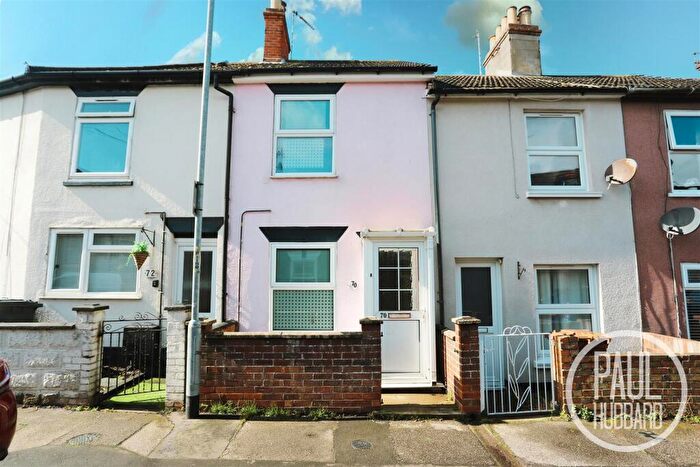 2 Bedroom Terraced House For Sale In Lorne Road, Lowestoft, NR33