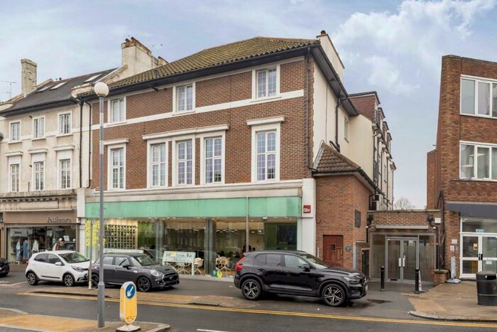 2 Bedroom Flat To Rent In Finchley Road, Temple Fortune, NW11