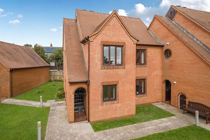 2 Bedroom Apartment For Sale In Lower Sea Lane, Charmouth, Bridport, DT6