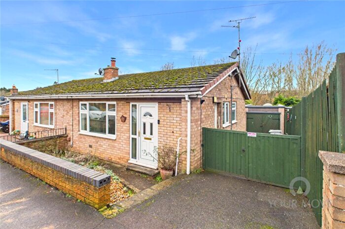2 Bedroom Bungalow For Sale In Severn Way, Kettering, Northamptonshire, NN16