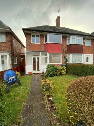 3 Bedroom Semi-Detached House To Rent In Falmouth Road, Birmingham, B34
