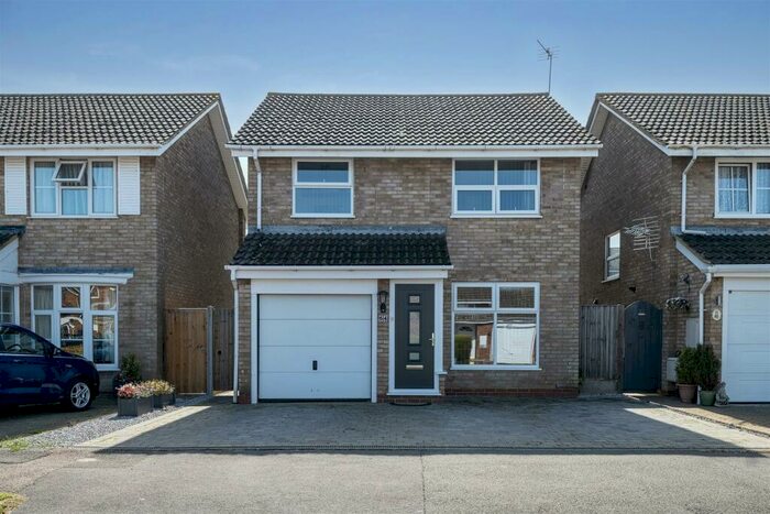 3 Bedroom Detached House For Sale In Partridge Piece, Cranfield, Bedford, MK43