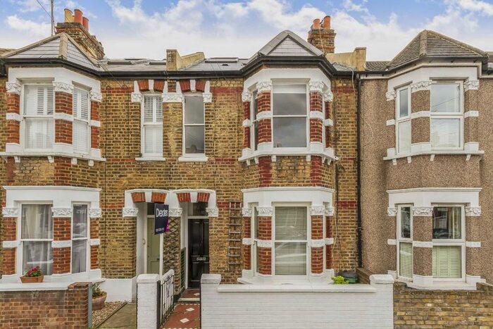 3 Bedroom Property To Rent In Beryl Road, London, W6