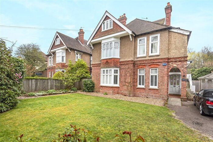 2 Bedroom Flat To Rent In Blatchington Road, Tunbridge Wells, Kent, TN2
