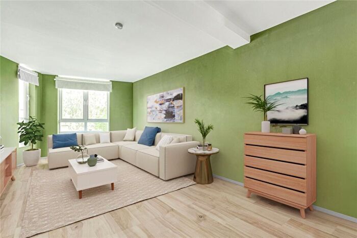 1 Bedroom Flat To Rent In Battersea Church Road, Battersea Park, SW11
