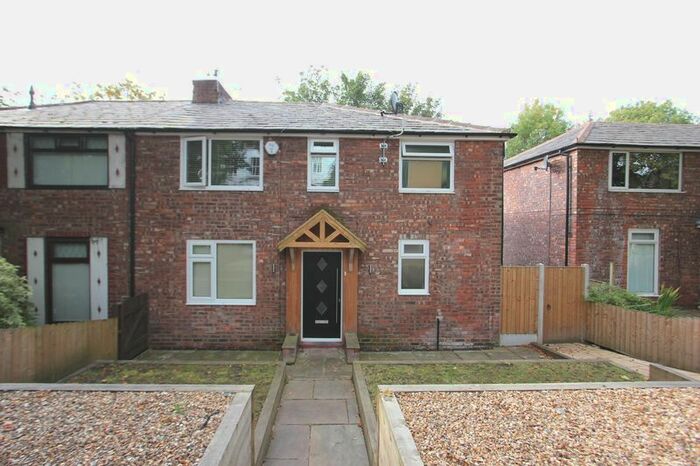 3 Bedroom Semi-Detached House To Rent In Bent Lane, Prestwich, Manchester, M25