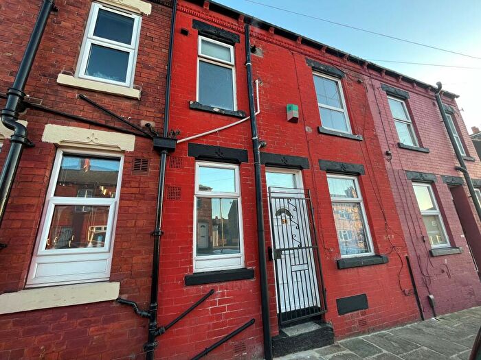 2 Bedroom House To Rent In Glensdale Street, Leeds, LS9