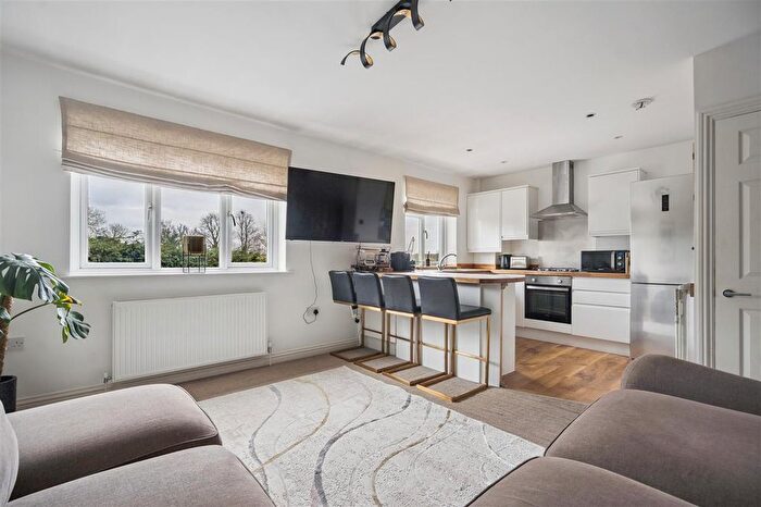 3 Bedroom Maisonette For Sale In Station Approach, Higher Denham, UB9