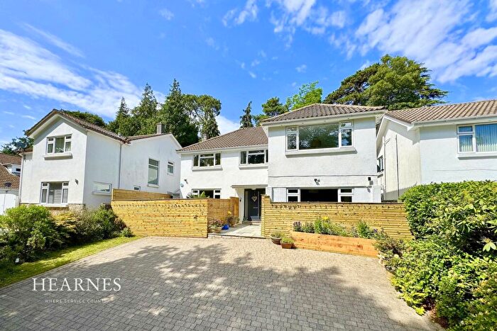 4 Bedroom Detached House For Sale In Benellen Gardens, Talbot Woods, Bournemouth, BH4