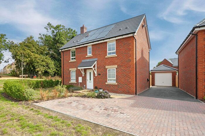 4 Bedroom Detached House For Sale In Keene Acres, Stanford In The Vale, SN7