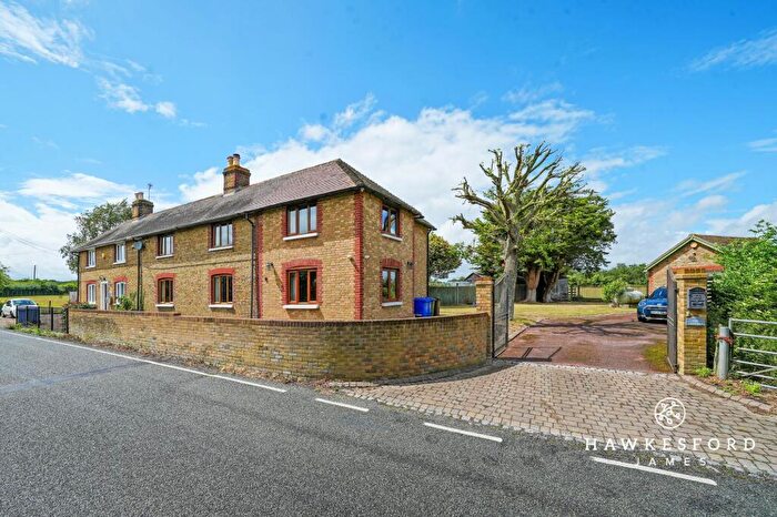4 Bedroom Semi Detached House For Sale In Lower Road, Tonge, ME9