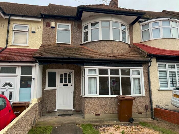 3 Bedroom Terraced House To Rent In The Chase, Chatham, Kent ME4