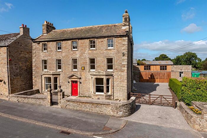 10 Bedroom Detached House For Sale In The Grove, Bowes, County Durham, DL12