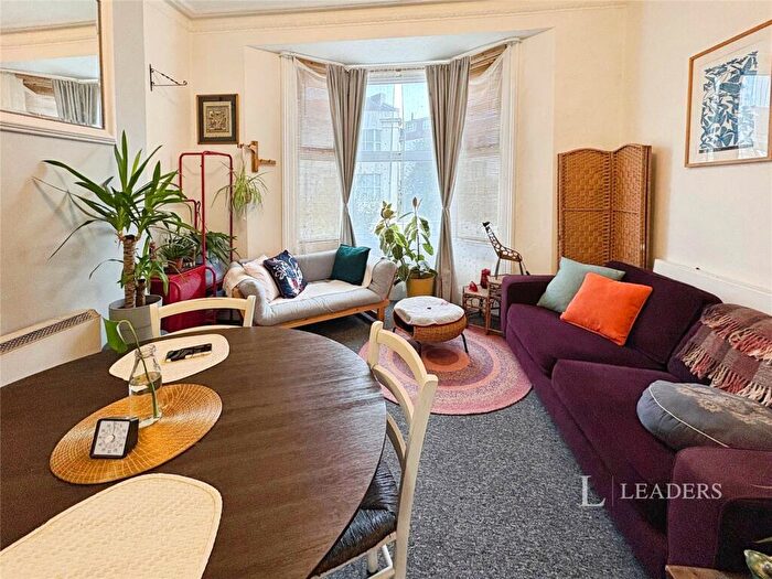 1 Bedroom Flat To Rent In Chatham Place, Brighton, BN1