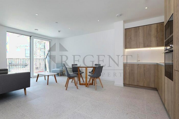 1 Bedroom Apartment To Rent In Georgette Apartments, Cendal Crescent, E1