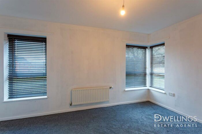 2 Bedroom Semi-Detached House For Sale In Beresford Close, Burton-On-Trent, DE14
