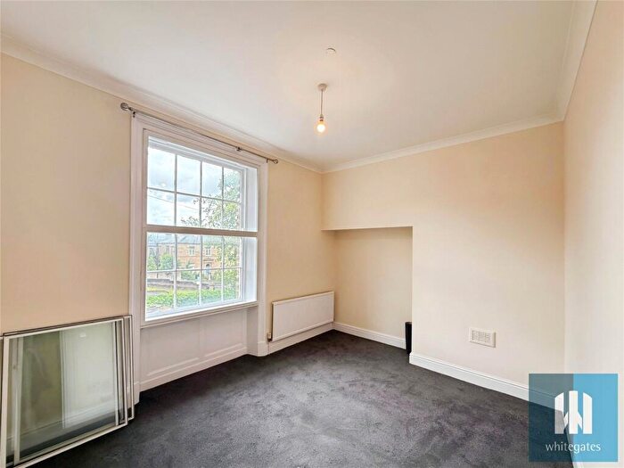 2 Bedroom Apartment To Rent In Belgrave Terrace, Off New North Road, Huddersfield, HD1