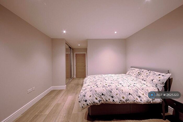 1 Bedroom Flat To Rent In B M W House, Slough, SL2
