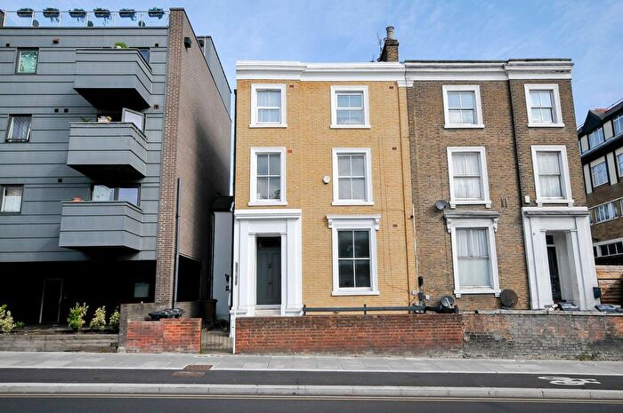 1 Bedroom Flat For Sale In Lea Bridge Road, London, E5