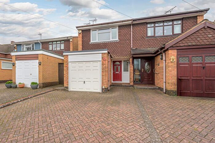 3 Bedroom Semi Detached House For Sale In Victoria Street, Wall Heath, Kingswinford, DY6
