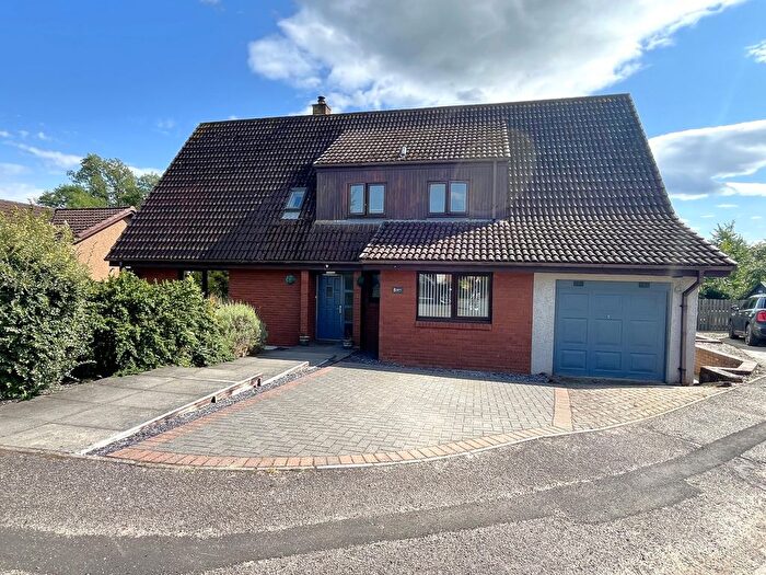 5 Bedroom Detached House For Sale In Braeview Park, Beauly, IV4