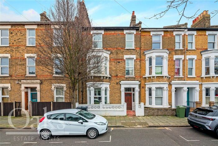 4 Bedroom Flat To Rent In Tasman Road, London, SW9