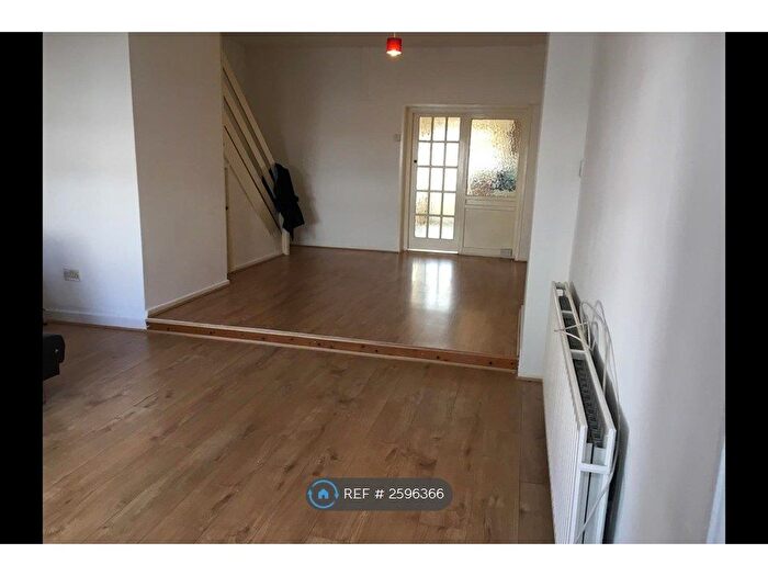 2 Bedroom Terraced House To Rent In Bolton Road, Manchester, M28