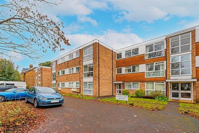 1 Bedroom Flat To Rent In Hampton Road, Teddington, TW11