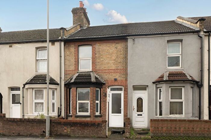 2 Bedroom Terraced House For Sale In High Wycombe, Buckinghamshire, HP11