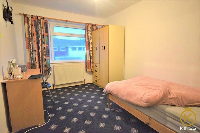 4 Bedroom Terraced House To Rent In Guildford Park Avenue, Guildford, GU2