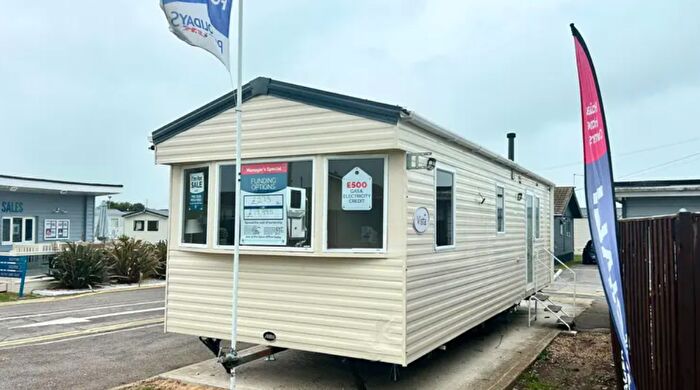 2 Bedroom Park Home For Sale In Alberta Holiday Park, CT5