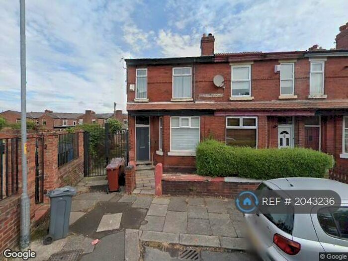 3 Bedroom End Of Terrace House To Rent In Langdale Avenue, Manchester, M19